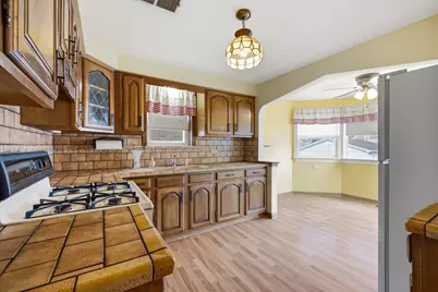7018 W Newport Avenue, Chicago, IL 60634 - Photo 7