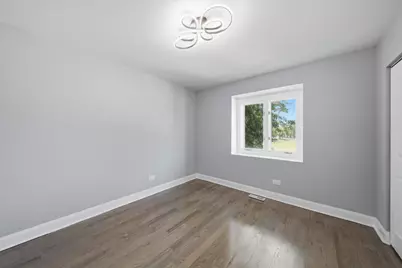 223 S Dante Avenue, Glenwood, IL 60425 - Photo 17
