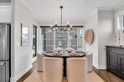 110 S Washington Street, Wheaton, IL 60187 - Photo 21