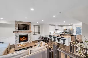 110 S Washington St, Wheaton, IL 60187 - Photo 13