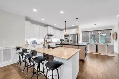 110 S Washington Street, Wheaton, IL 60187 - Photo 15