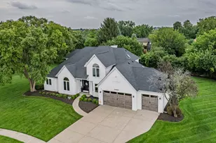 24065 Ascot Ct, Naperville, IL 60564 - Photo 3