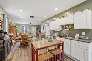 503 SW 2nd St, Aledo, IL 61231 - Photo 5