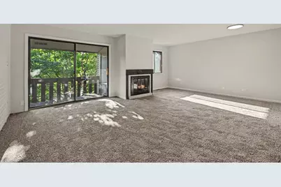 7544 Clarendon Hills Road #2E, Willowbrook, IL 60527 - Photo 3