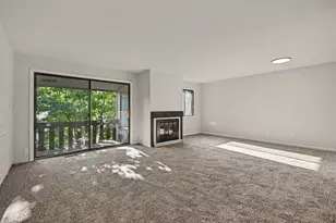 7544 Clarendon Hills Rd, Willowbrook, IL 60527 - Photo 3