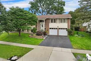 1378 Volkamer Trail, Elk Grove Village, IL 60007 - Photo 33