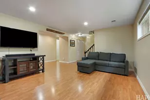 1378 Volkamer Trail, Elk Grove Village, IL 60007 - Photo 19