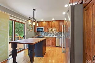 1378 Volkamer Trail, Elk Grove Village, IL 60007 - Photo 7