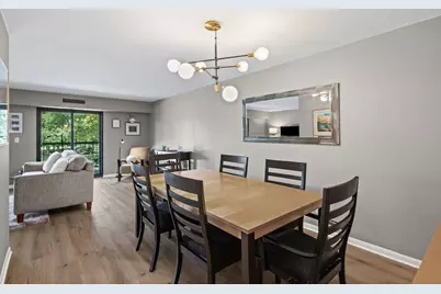 1605 E Central Road #211B, Arlington Heights, IL 60005 - Photo 13