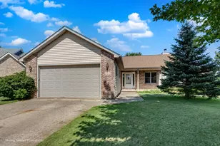 507 E Rennesoy Dr, Newark, IL 60541 - Photo 1