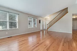 507 E Rennesoy Dr, Newark, IL 60541 - Photo 5