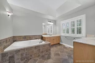 790 Parkview Ct, Glen Ellyn, IL 60137 - Photo 27