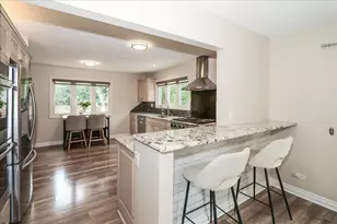 33838 N Christa Dr, Ingleside, IL 60041 - Photo 7
