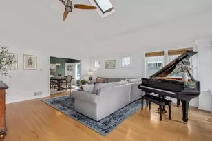 729 N Brainard Ave, La Grange Park, IL 60526 - Photo 3