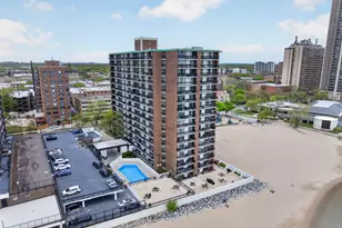 5901 N Sheridan Rd, Chicago, IL 60660 - Photo 17