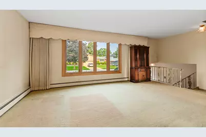 10336 S Georgia Lane, Oak Lawn, IL 60453 - Photo 3
