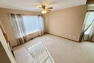120 Andrew Taras Ct, Joliet, IL 60435 - Photo 5