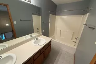 120 Andrew Taras Ct, Joliet, IL 60435 - Photo 15