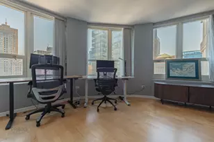 345 N La Salle Dr, Chicago, IL 60654 - Photo 11