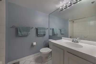 345 N La Salle Drive #2607, Chicago, IL 60654 - Photo 5