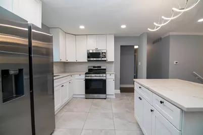 8836 Oakwood Drive, Hickory Hills, IL 60457 - Photo 5