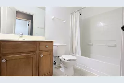 284 Edmundton Circle, Carol Stream, IL 60188 - Photo 19