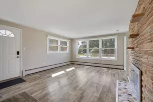 510 E Spring Ave, South Elgin, IL 60177 - Photo 3