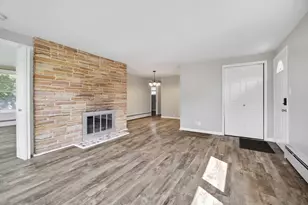 510 E Spring Ave, South Elgin, IL 60177 - Photo 5