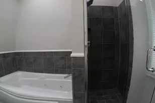 3434 N Elston Ave, Chicago, IL 60618 - Photo 11
