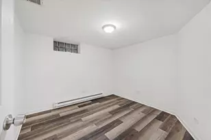 1517 N 21st Ave, Melrose Park, IL 60160 - Photo 17