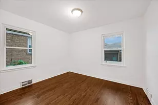 1517 N 21st Ave, Melrose Park, IL 60160 - Photo 11