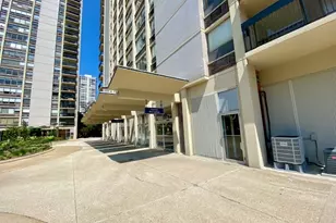 1355 N Sandburg Terrace, Chicago, IL 60610 - Photo 21