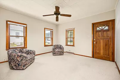 907 Johnson Street, Streator, IL 61364 - Photo 7