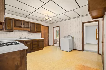 907 Johnson Street, Streator, IL 61364 - Photo 11