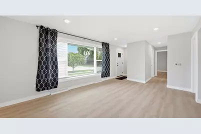 6225 Hawthorne Street, Rosemont, IL 60018 - Photo 3