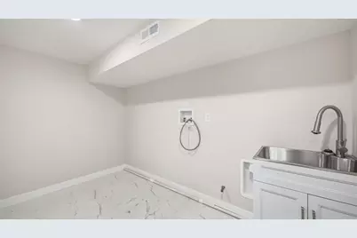 6225 Hawthorne Street, Rosemont, IL 60018 - Photo 25