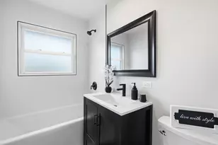 6225 Hawthorne St, Rosemont, IL 60018 - Photo 13