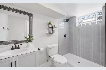 6225 Hawthorne Street, Rosemont, IL 60018 - Photo 21