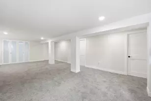 6225 Hawthorne St, Rosemont, IL 60018 - Photo 19