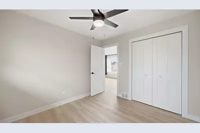 6225 Hawthorne Street, Rosemont, IL 60018 - Photo 11