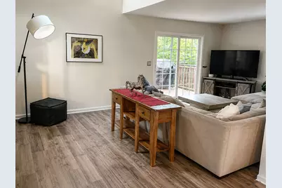 1335 Laurel Oaks Drive, Streamwood, IL 60107 - Photo 7