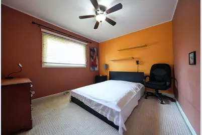 1534 Sequoia Lane, Darien, IL 60561 - Photo 15