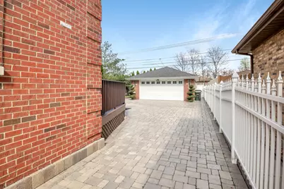 8105 N Oconto Avenue, Niles, IL 60714 - Photo 41