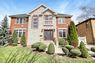 8105 N Oconto Ave, Niles, IL 60714 - Photo 1