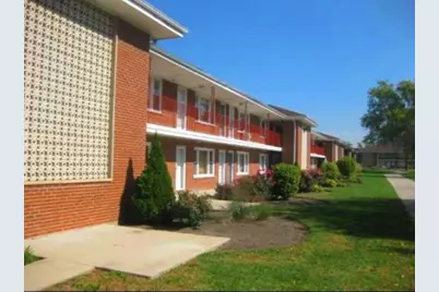 1113 Holiday Lane #6, Des Plaines, IL 60016 - Photo 1