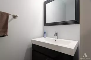 6438 W Dakin St, Chicago, IL 60634 - Photo 33