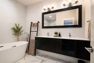 6438 W Dakin St, Chicago, IL 60634 - Photo 25