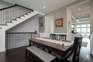 6438 W Dakin St, Chicago, IL 60634 - Photo 5