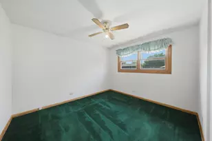 10519 S Pulaski Rd, Chicago, IL 60655 - Photo 9