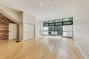 1642 W Bryn Mawr Ave, Chicago, IL 60660 - Photo 5